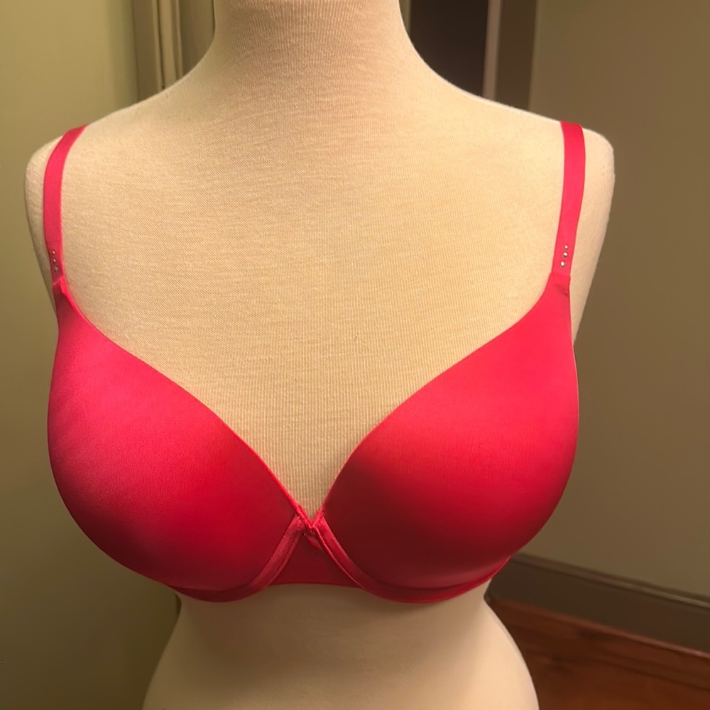 Victoria Secret Demi Uplift bra